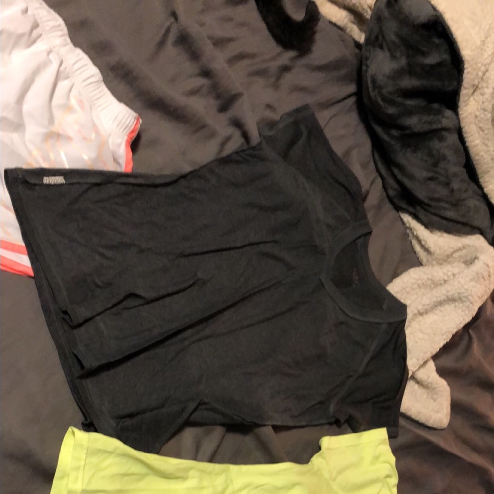 Under amrour shirt